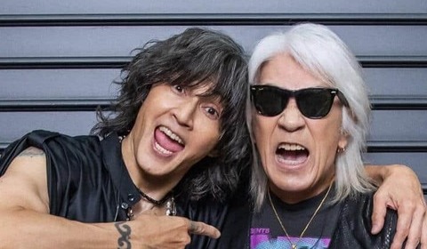 体調不良で療養→復活のB'z松本孝弘、ライブで元気そうな姿　ファン胸熱「涙が止まらず」「本当に嬉しい」