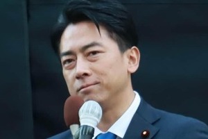 小泉防衛相、「魚雷の隣で寝る」姿披露　海自潜水艦「せいりゅう」視察で...「隊員の皆さんを誇りに」