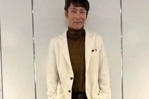 「激ヤセ」話題の元木大介、かっこよすぎ！ジャケット×マフラーのコーデで　「渋い」イケおじ全開...大反響
