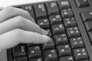 パソコンが買えない！世界的「メモリ不足」で大手PCメーカーが一時販売停止　原因は？いつまで続くか？