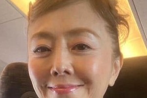 熊谷真実65歳「花魁風新春ドレス！」で色気ダダ漏れ...ドキっ　「艶やか～」「かっこいい」話題沸騰
