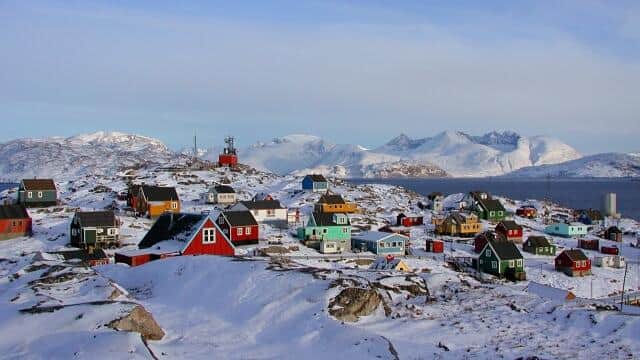 住民一人当たり1万ドルから10万ドルの一時金を支払う構想という