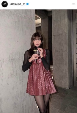 リサさんのインスタグラム（＠lalalalisa_m）より
