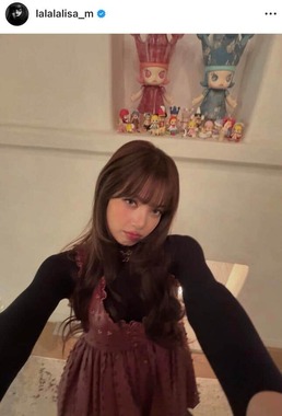 リサさんのインスタグラム（＠lalalalisa_m）より