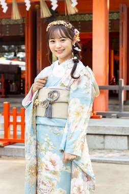 大庭凜咲（りさき）さん（c）Mercury