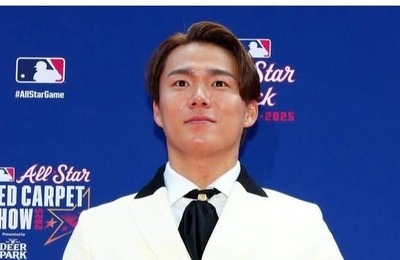 ドジャース山本由伸、高級魚釣り上げ...全開笑顔　地元でオフ満喫中「充電ですね」「楽しそう」