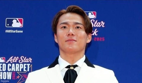 ドジャース山本由伸、高級魚釣り上げ...全開笑顔　地元でオフ満喫中「充電ですね」「楽しそう」