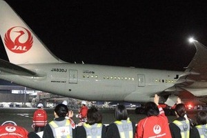 現地着は夜中3時、「0泊」弾丸旅行の提案でザワついたJAL成田―デリー線　北米需要が下支え、初便搭乗率9割超