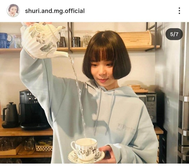 趣里さんのインスタグラム（＠shuri.and.mg.official）より
