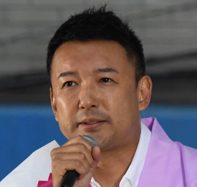 れいわ新選組の山本太郎代表。参院議員辞職を表明した
