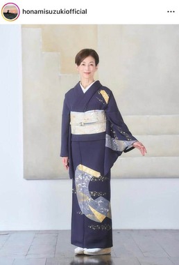 鈴木保奈美さんのインスタグラム（＠honamisuzukiofficial）より