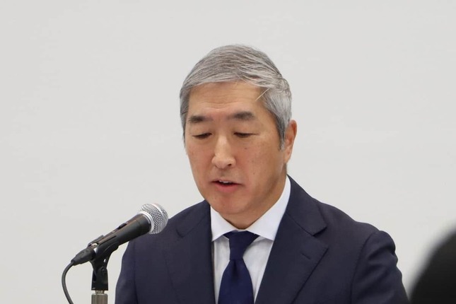 間原寛代表取締役社長