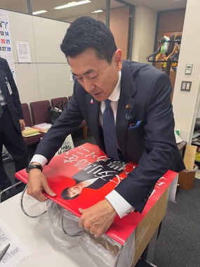 赤間二郎氏のスレッズ（＠jiroakama）より