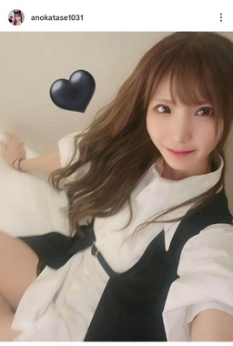 片瀬亜乃さんのインスタグラム（＠anokatase1031）より