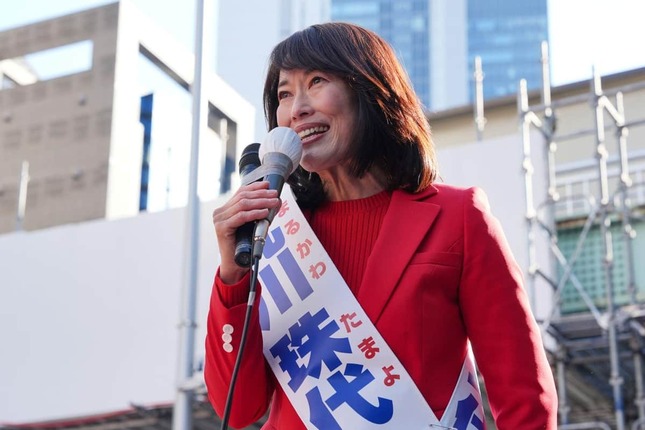 衆院選公示日、街頭演説する丸川珠代氏（写真：アフロ）