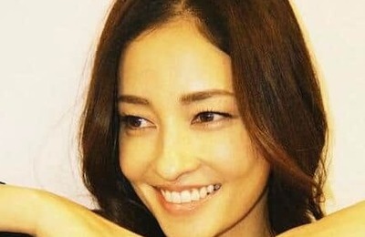 黒木メイサ、爆イケなサングラス＆シンプルなコーデで...ビジュ最強　「ほんっっとに素敵」「かっこかわいい」