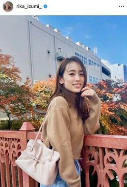 泉里香さんのインスタグラム（＠rika_izumi_）より
