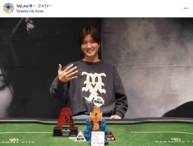 「えびじゃ / EvisJxp」のリーダー、フジさんのインスタグラム（＠fuji_evj）より