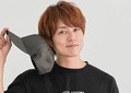 杉浦太陽、かわいすぎっ...ミニスカ×ハイソのコーデ披露　「神メイク」企画で激変ショット