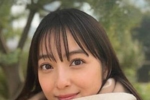 佐々木希、ドキっ...レースのロングワンピで異次元の美貌ショット　「綺麗過ぎ」「最高にかわいい」