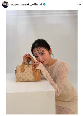 佐々木希さんのインスタグラム（＠nozomisasaki_official）より
