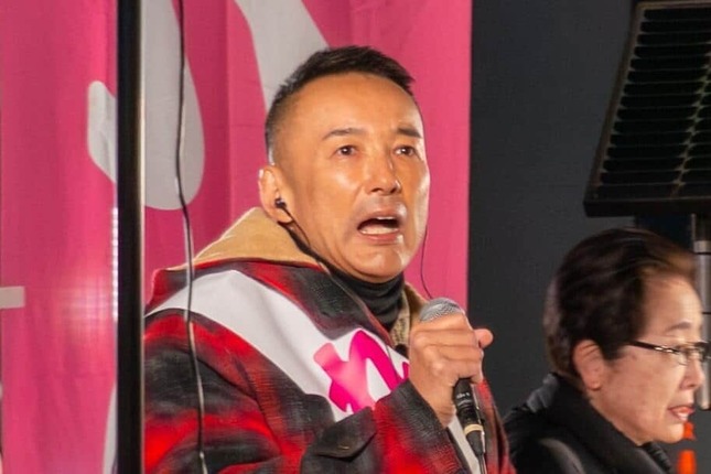 れいわ新選組の山本太郎代表。池袋駅前で支持を呼びかけた