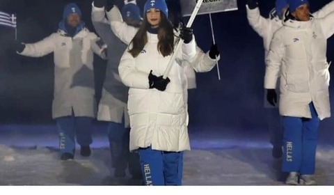 【ミラノ五輪】22歳ギリシャ旗手に「釘付け」、SNSで話題も納得...「トップバッターにして可愛すぎてビックリ」