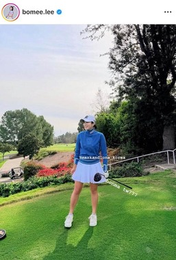 イ・ボミさんのインスタグラム（＠bomee.lee）より