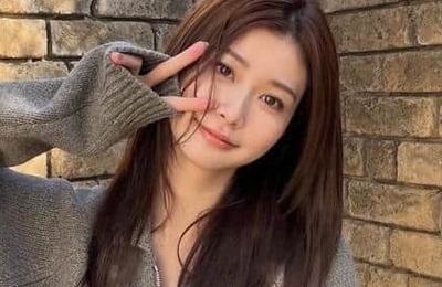 生見愛瑠、肩出しオフショル×スウェットのコーデで...色気にドキっ　「透明感やば」「かわいいの天才」