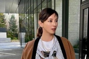加藤あい、ゴルフ楽しむ...ナイスショットかっこよすぎ　「軸がぶれてないですね」「素晴らしい！！」
