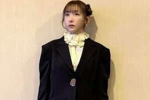 加護亜依、どアップ横顔ショットで「激カワ」大絶賛　「横顔イイね！」「ずっとかわいいです！！！」