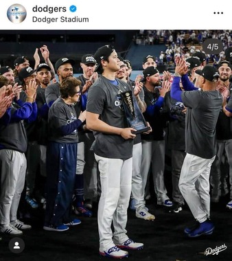 ドジャースの公式インスタグラム（＠dodgers）より
