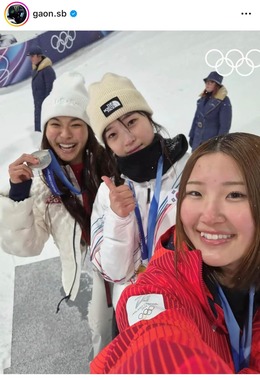 メダリスト3ショット（チェのインスタグラムより）