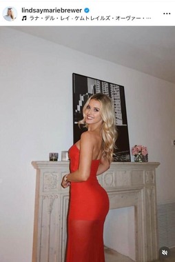 リンジー・ブルワーさんのインスタグラム（＠lindsaymariebrewer）より