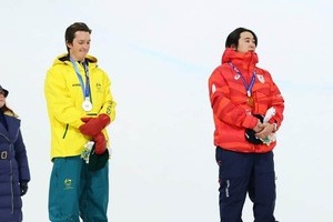「どんだけ良い奴なんだよ」日の丸掲揚で脱帽、泣く選手いたわり...　男子ハーフパイプ・豪スコッティ選手に賞賛の声