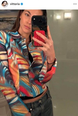 ヴィットリア・チェレッティさんのインスタグラム（＠vittoria）より