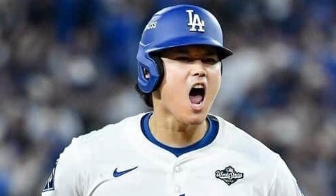 大谷翔平の愛犬デコピンに「新しい友達」できた　顔に鼻先寄せて...仲良しショット「かわいい」