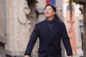 荒川静香＆斎藤佑樹、ミラノで笑顔2ショット　実は大学の先輩と後輩という関係「学部から専修まで全く同じ」