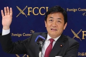 なぜ衆院本会議にはタブレットが持ち込めないのか　玉木代表の疑問に高市首相＆チルドレンはどう答えた