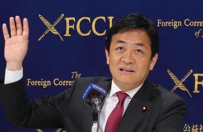 なぜ衆院本会議にはタブレットが持ち込めないのか　玉木代表の疑問に高市首相＆チルドレンはどう答えた