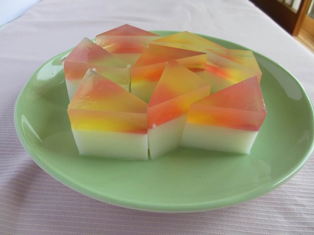 カラフル寒天（提供：秋田県横手市食農推進課）