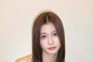 生見愛瑠、鮮やかオレンジのドレス姿...すらり神スタイルのバックショットにドキっ　「かわいすぎる」「綺麗！」