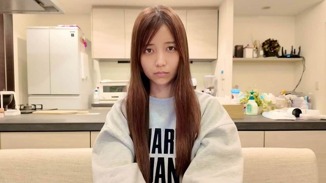 人気YouTuber・ゆんさん。声が出なくなったことを説明した（ゆんさんのXから）