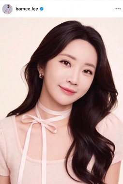 イ・ボミさんのインスタグラム（＠bomee.lee）より