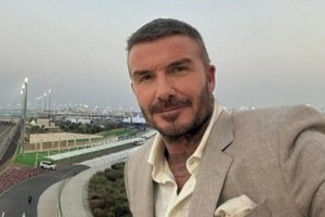 デビッド・ベッカムの14歳愛娘、美しく成長して衝撃　「とてもかわいい」「本当にきれい」スキー楽しむ