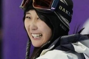 ビッグエア金・村瀬心椛、ライダースジャケットでかっこよすぎ自撮りショット　ウェア姿と雰囲気変わって