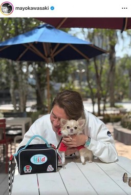 川﨑麻世さんのインスタグラム（＠mayokawasaki）より