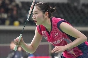 バドミントン志田千陽、髪おろして＆キラキラ笑顔ショット　「どこのアイドルかと」「可愛いしかない」「美しい！」