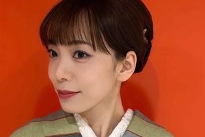 大相撲・高安＆演歌歌手・杜このみ、着物で夫婦2ショ...ステキ大絶賛　「お着物も綺麗な色」「仲睦まじくお幸せに」