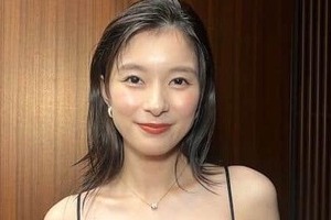 芳根京子、レザーのドレス姿で美貌ダダ漏れ　「ほんっとにかわいいし美しい」「大人っぽい感じ素敵」